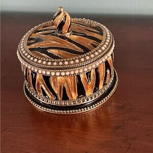 Elegant Animal Print Painted Enamel Trinket Pewter Brass Metal Removable Lid